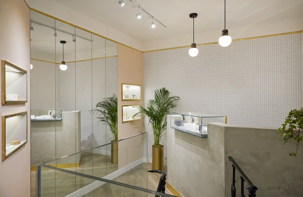Astrid & Miyu Flagship Store | Concrete counter | Interior Designers